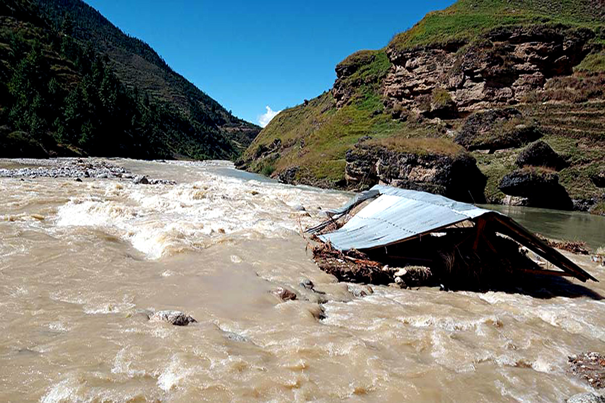 अविरल वर्षापछि आएको बाढीले जुम्लाका  २३ सिँचाइ नहरमा क्षति 